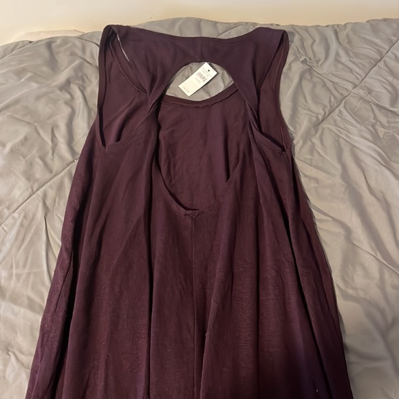 Tank top dress with twist back - Picture 2 of 3